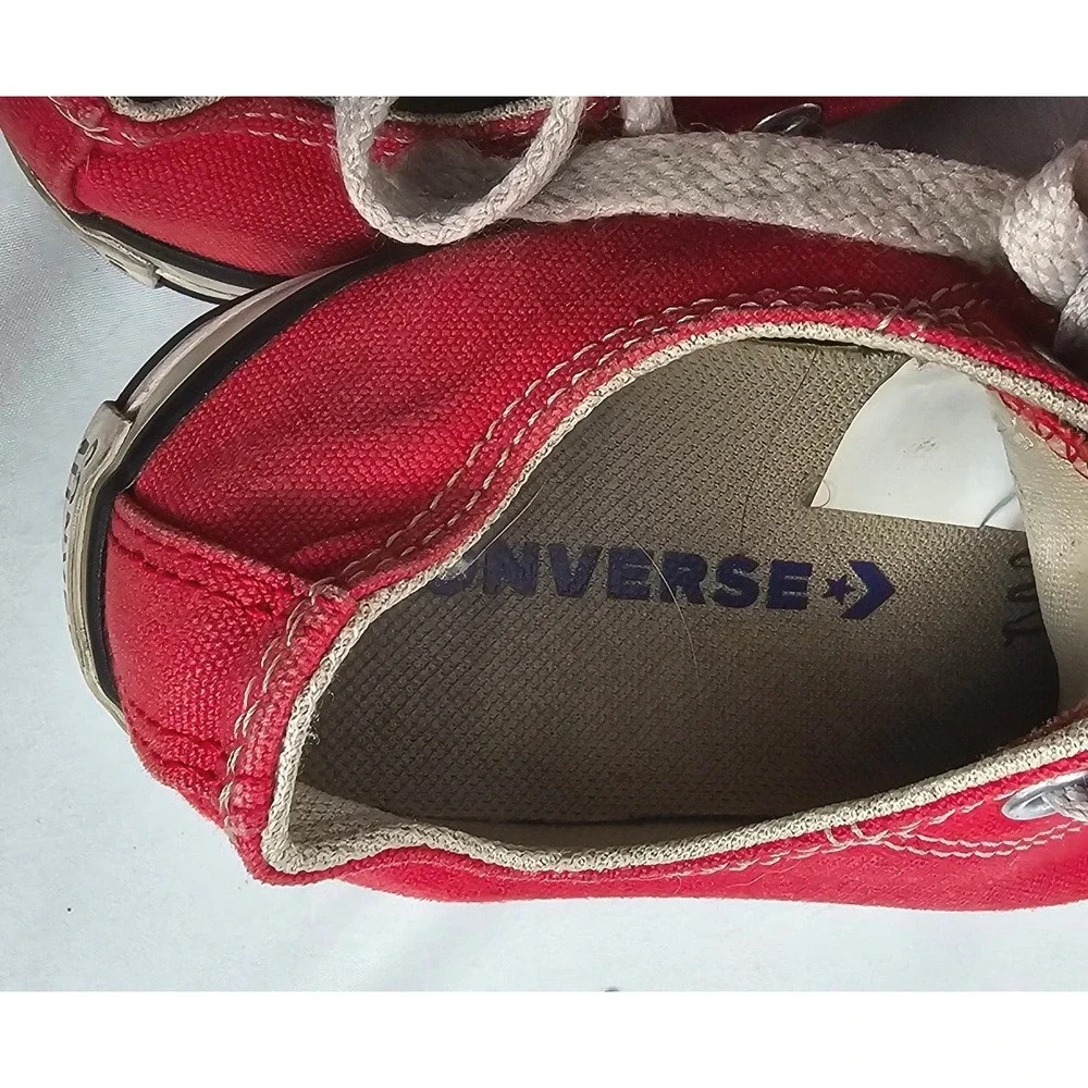 Converse All Star Low Top Sneaker 2 Youth Red Canvas Chuck Taylor 3J236